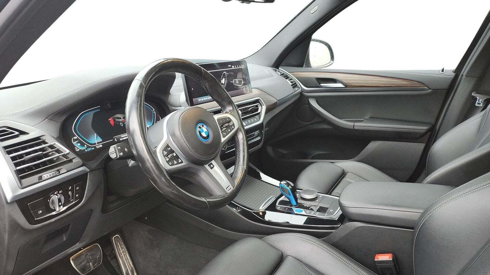 BMW iX3 Charged M-Sport