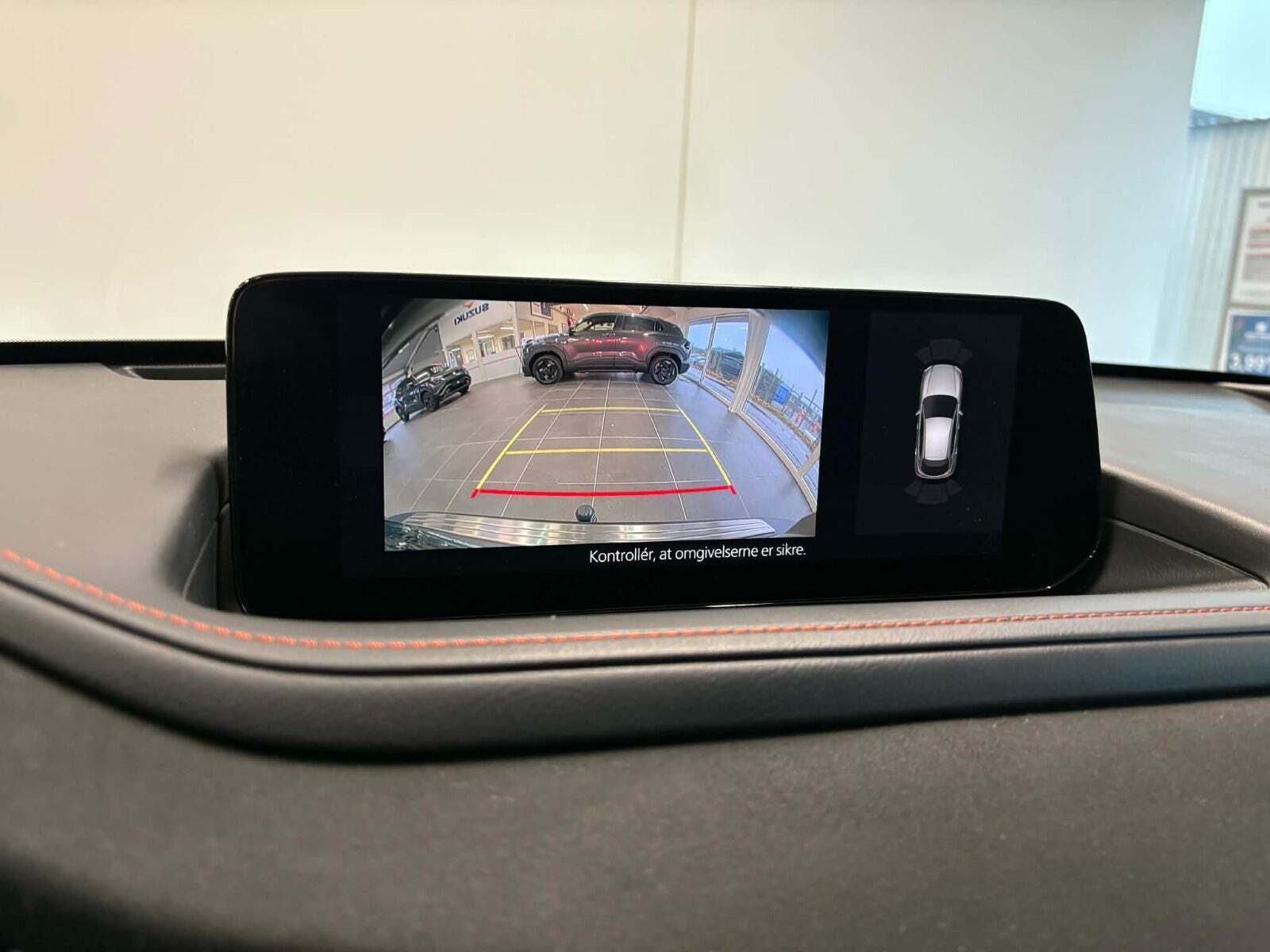 Brun Mazda CX-30 fra 2024