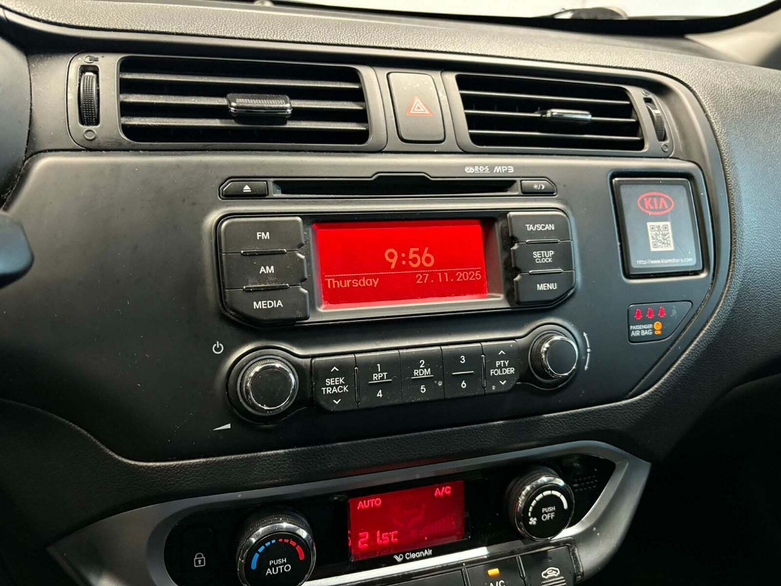 Sort Kia Rio fra 2014