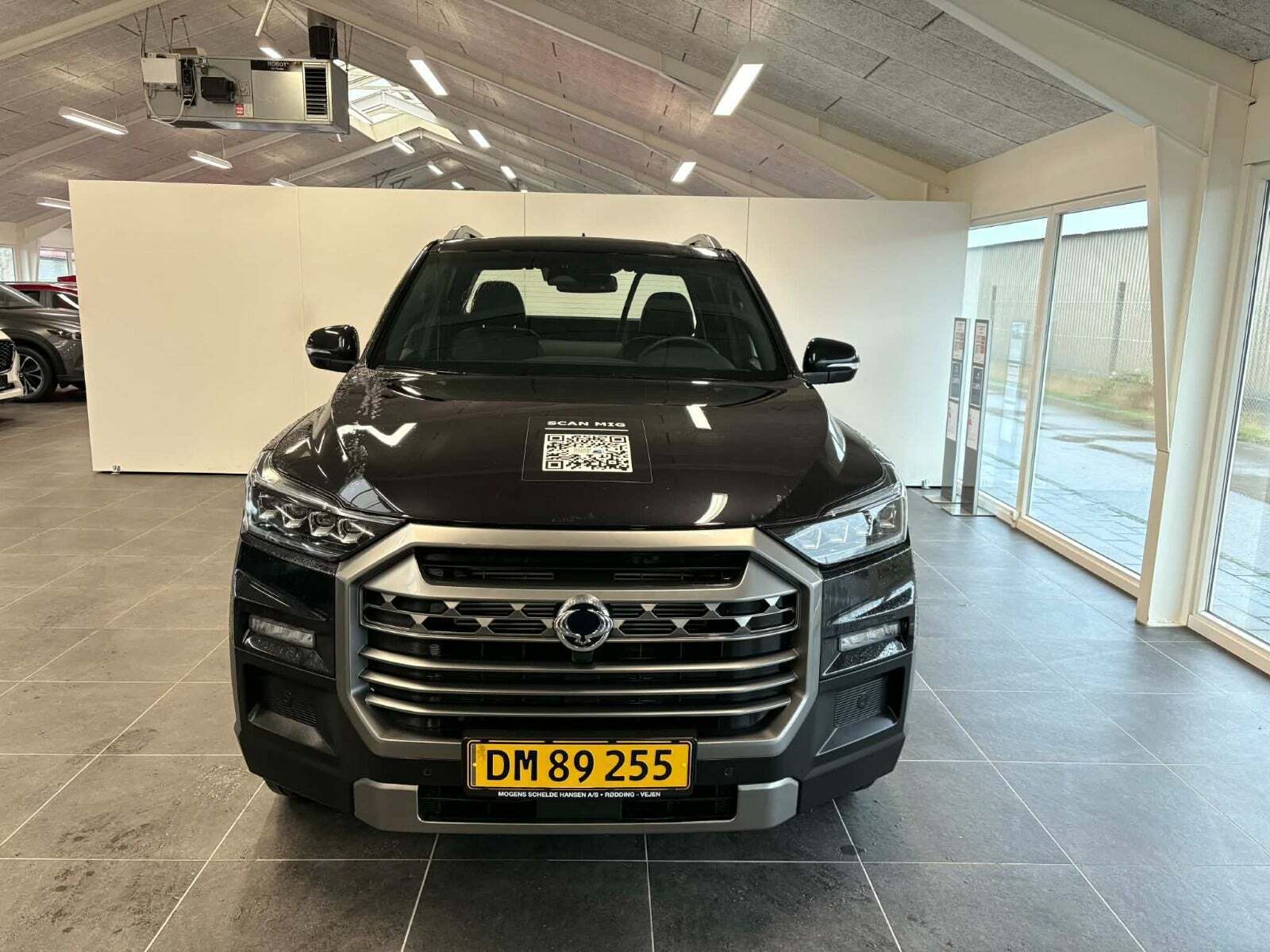 Sort KGM Musso Grand fra 2024