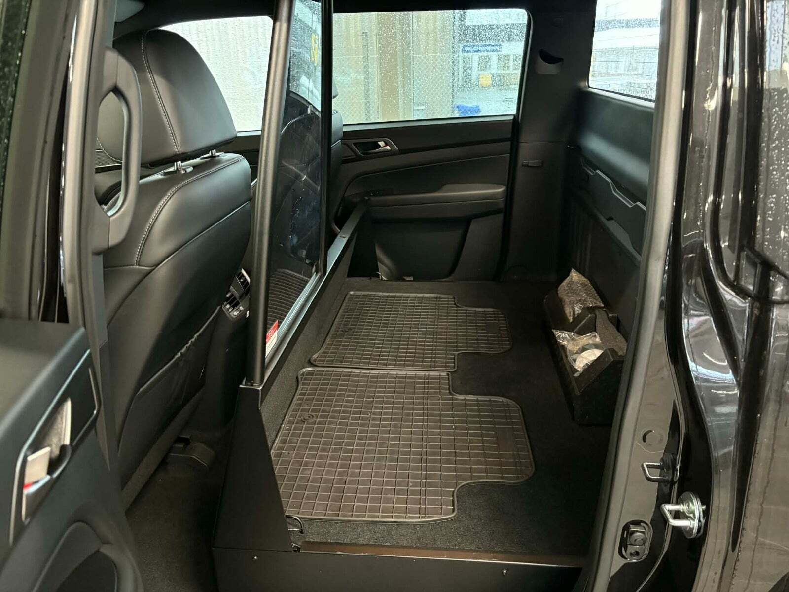 KGM Musso Grand 2,2 e-XDi aut.