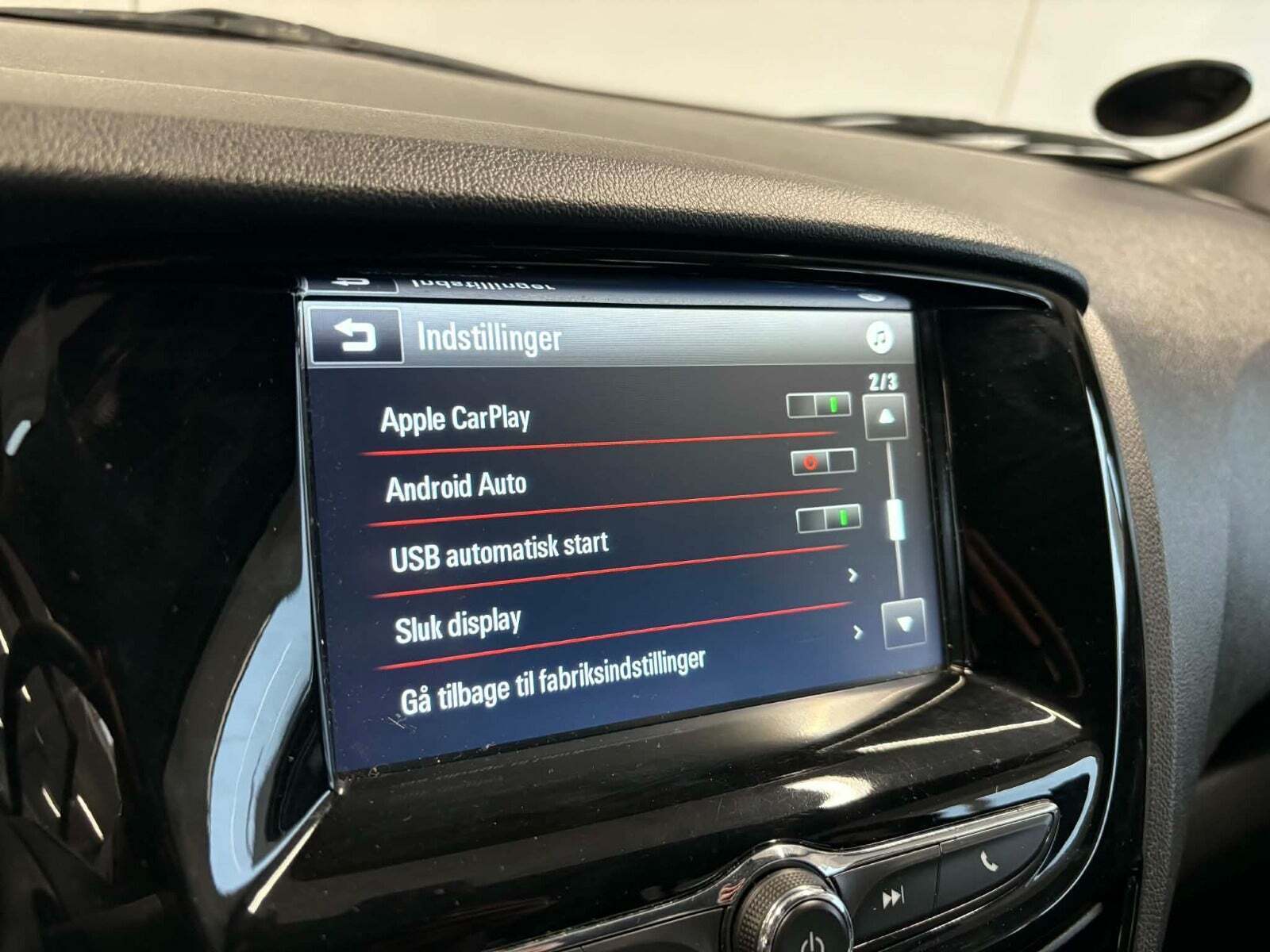 Sort Opel Karl fra 2018