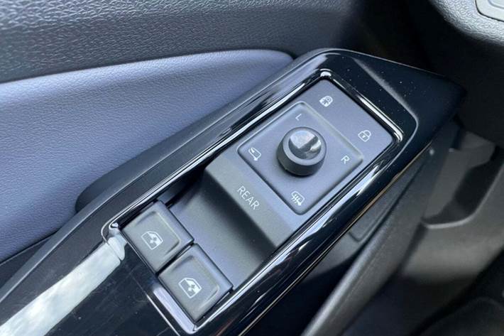 Grå VW ID.4 fra 2023