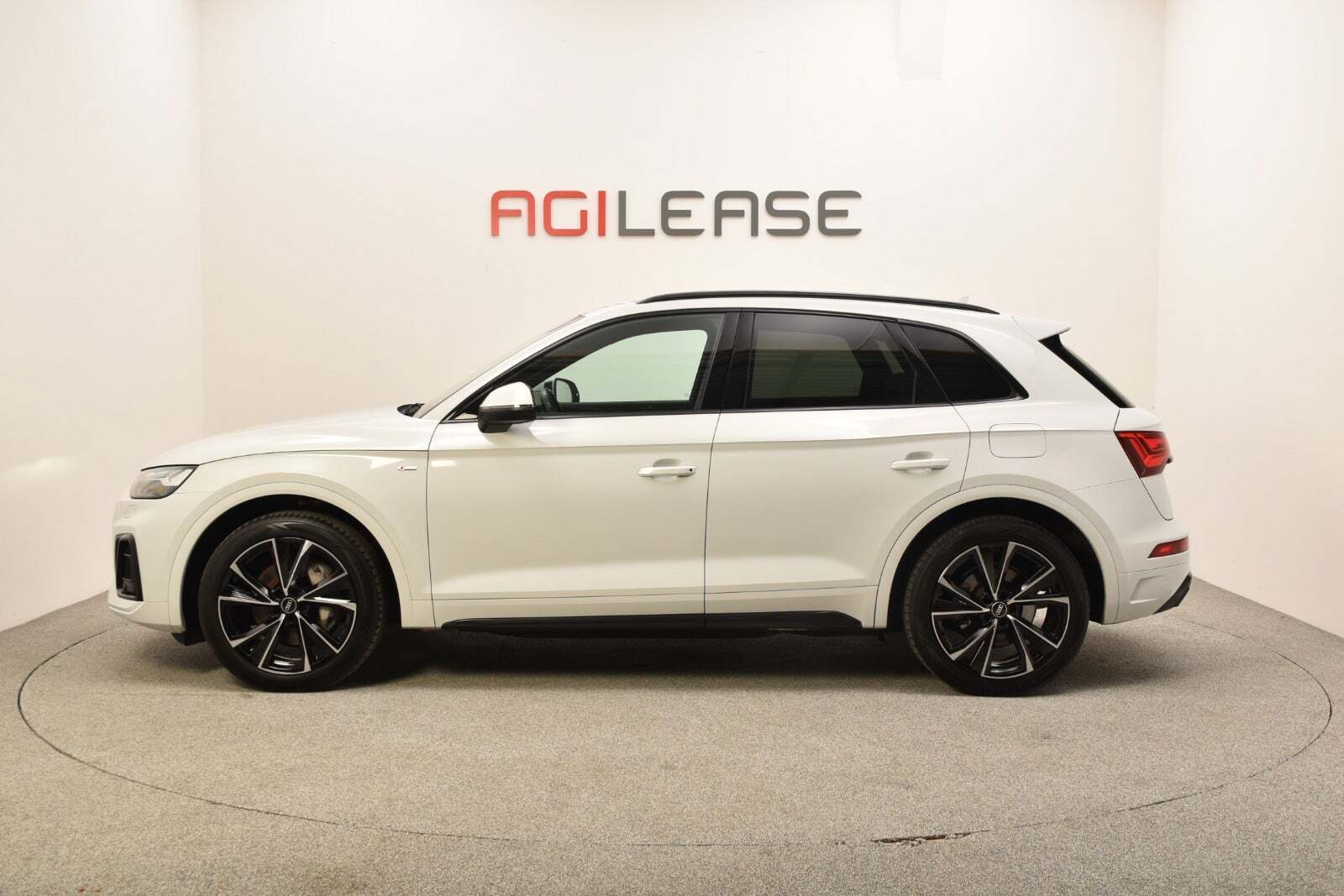 Audi Q5 55 TFSi e S-line quattro S-tr.