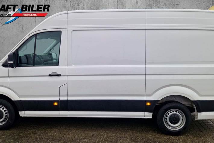 Hvid VW Crafter 35 fra 2023