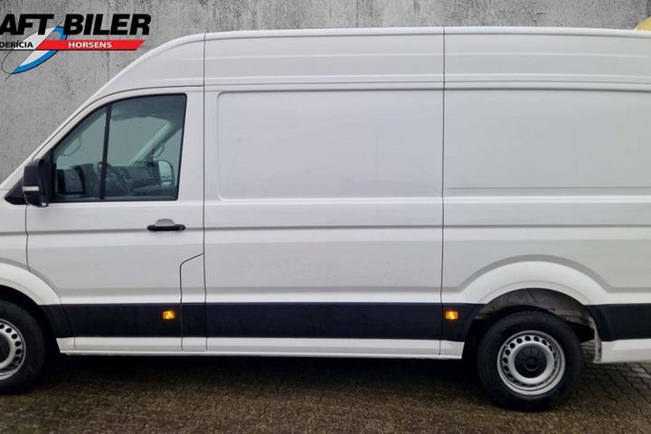 Hvid VW Crafter 35 fra 2023