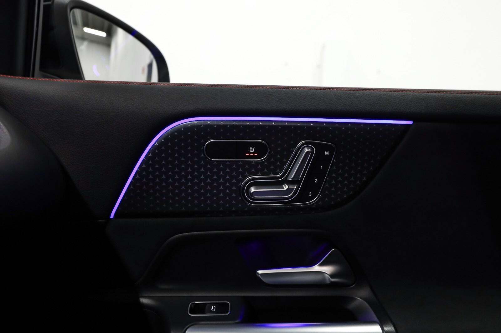 Sort Mercedes EQA250+ fra 2025