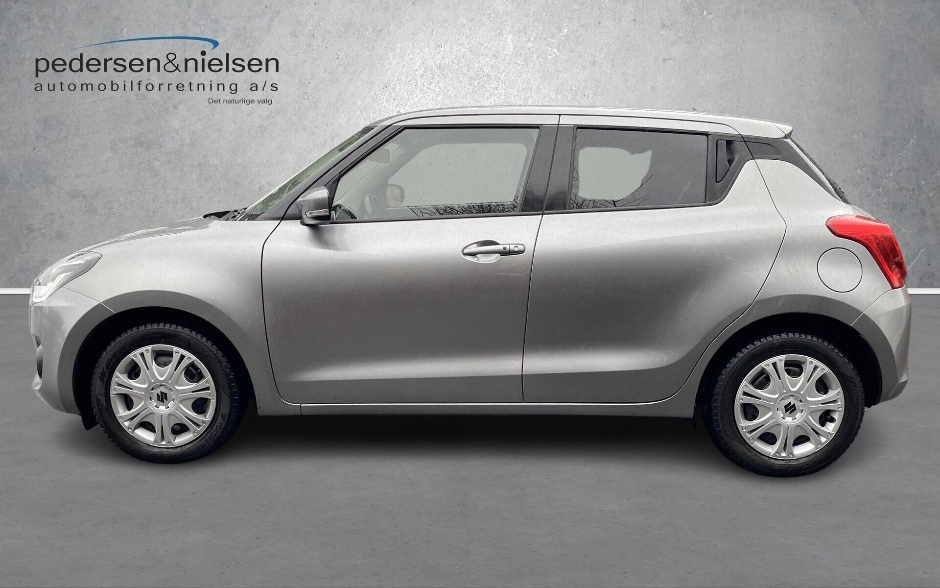 Sølv Suzuki Swift fra 2021