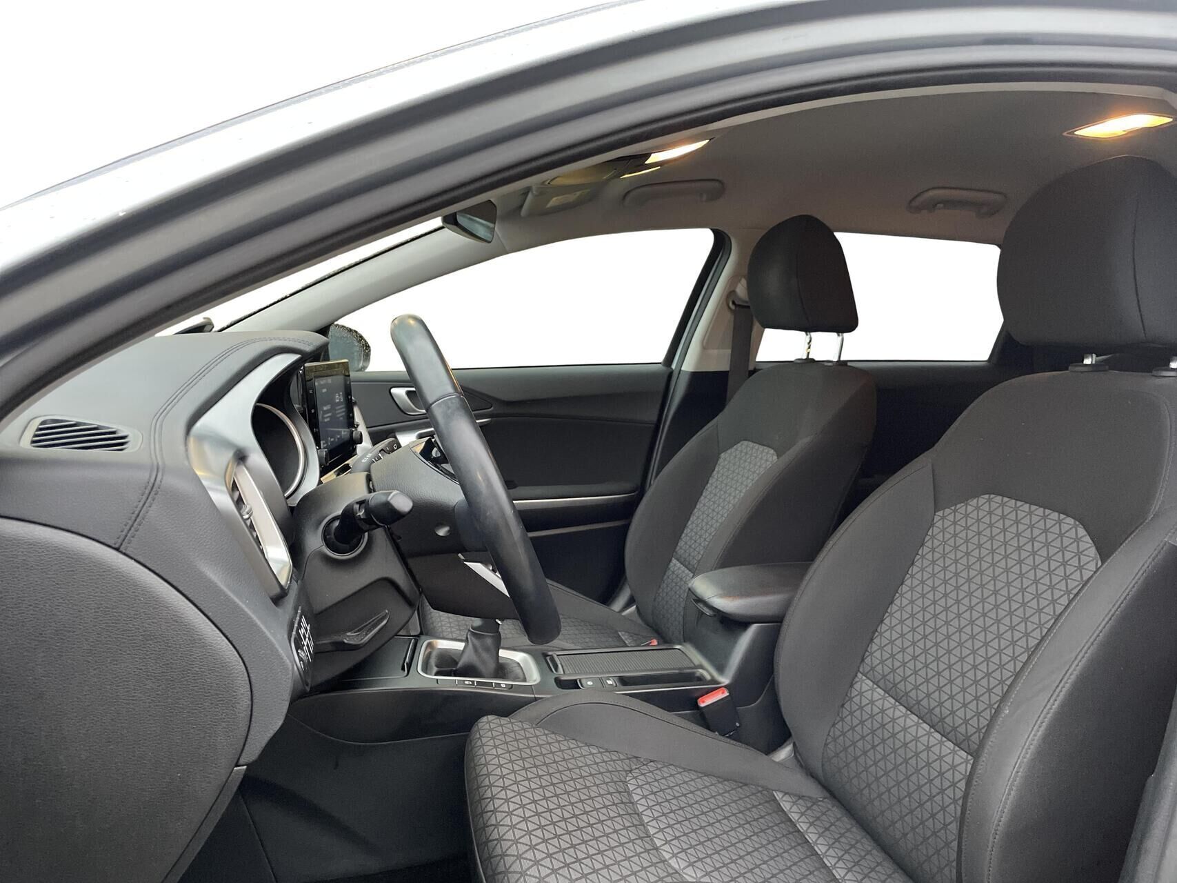 Kia Ceed 1,0 SW T-GDI Prestige 100HK Stc 6g