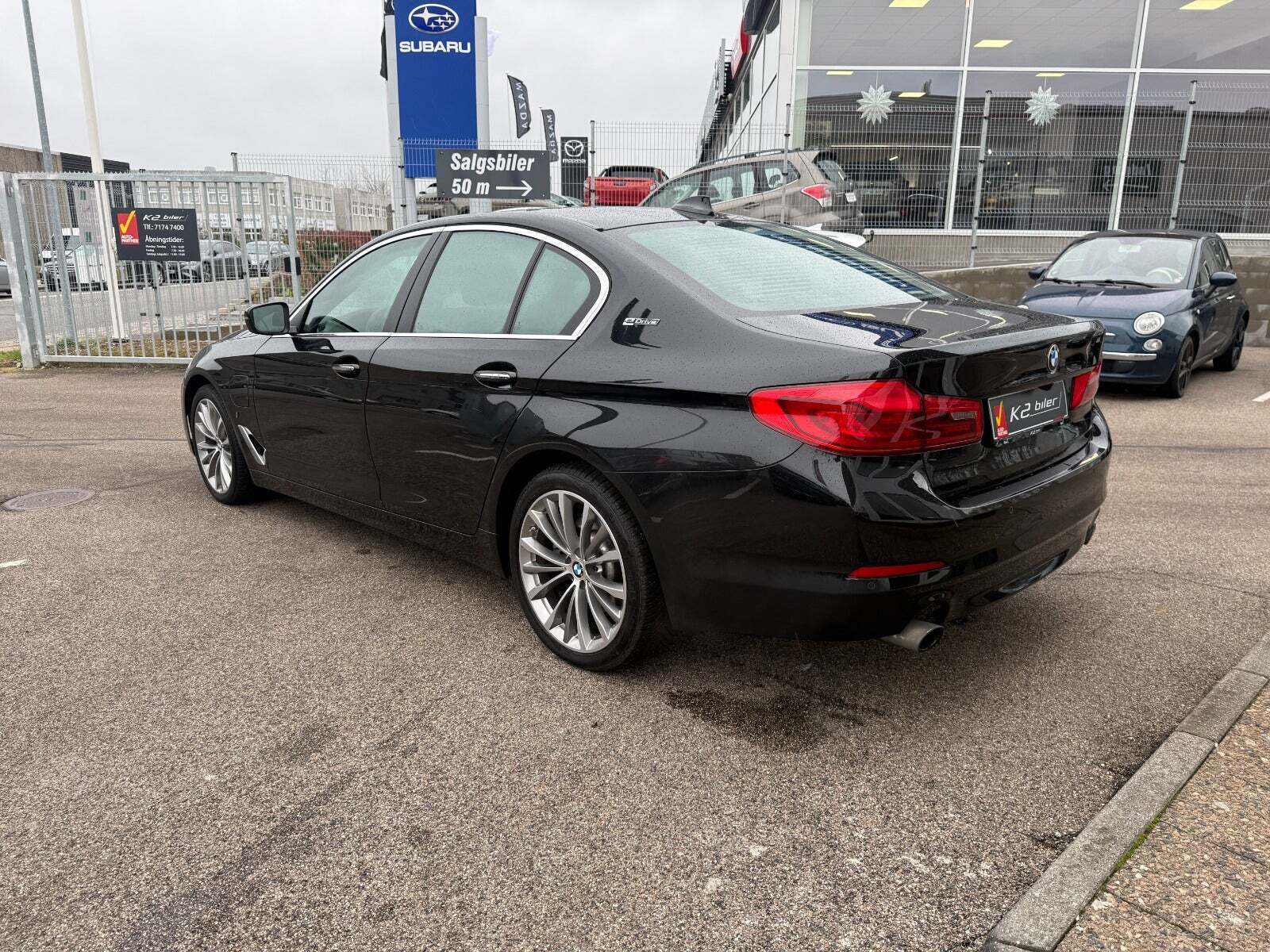 Sort BMW 530e fra 2018