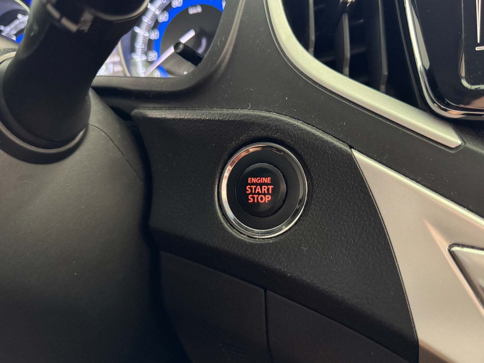 Sort Suzuki Baleno fra 2016