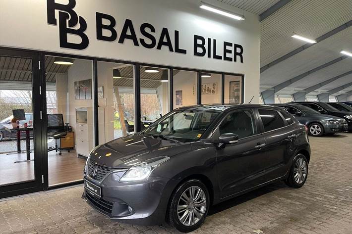 Grå Suzuki Baleno fra 2016