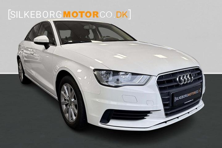 Hvid Audi A3 fra 2014