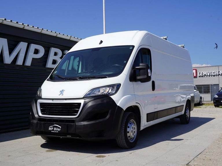 Peugeot Boxer 335 2,2 BlueHDi 140 L3H2 Premium