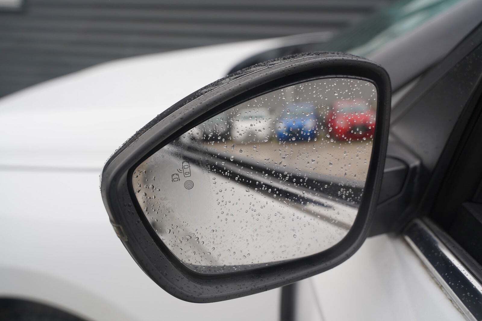 Hvid Opel Corsa fra 2020