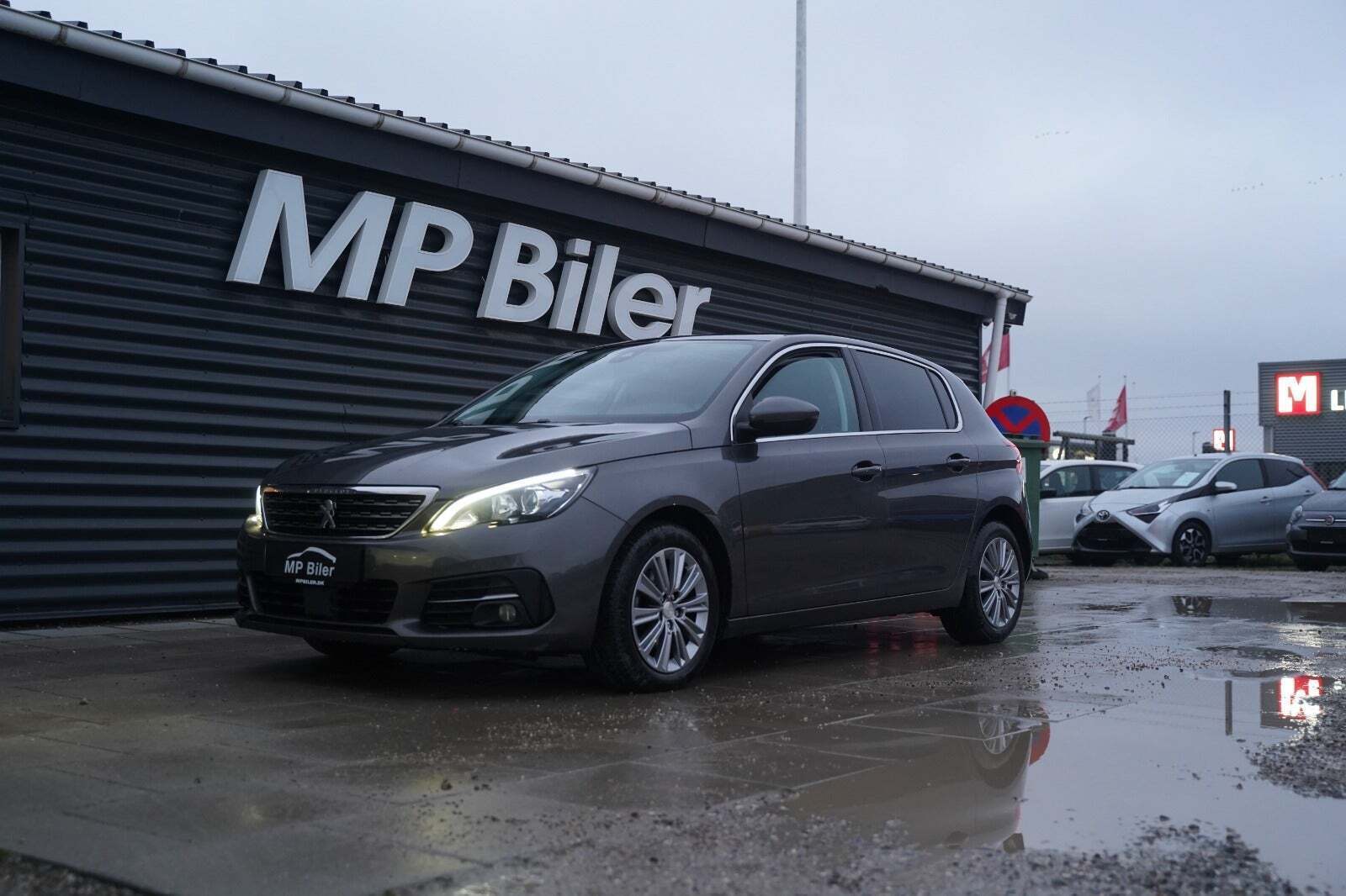 Peugeot 308 1,5 BlueHDi 130 Prestige Sky