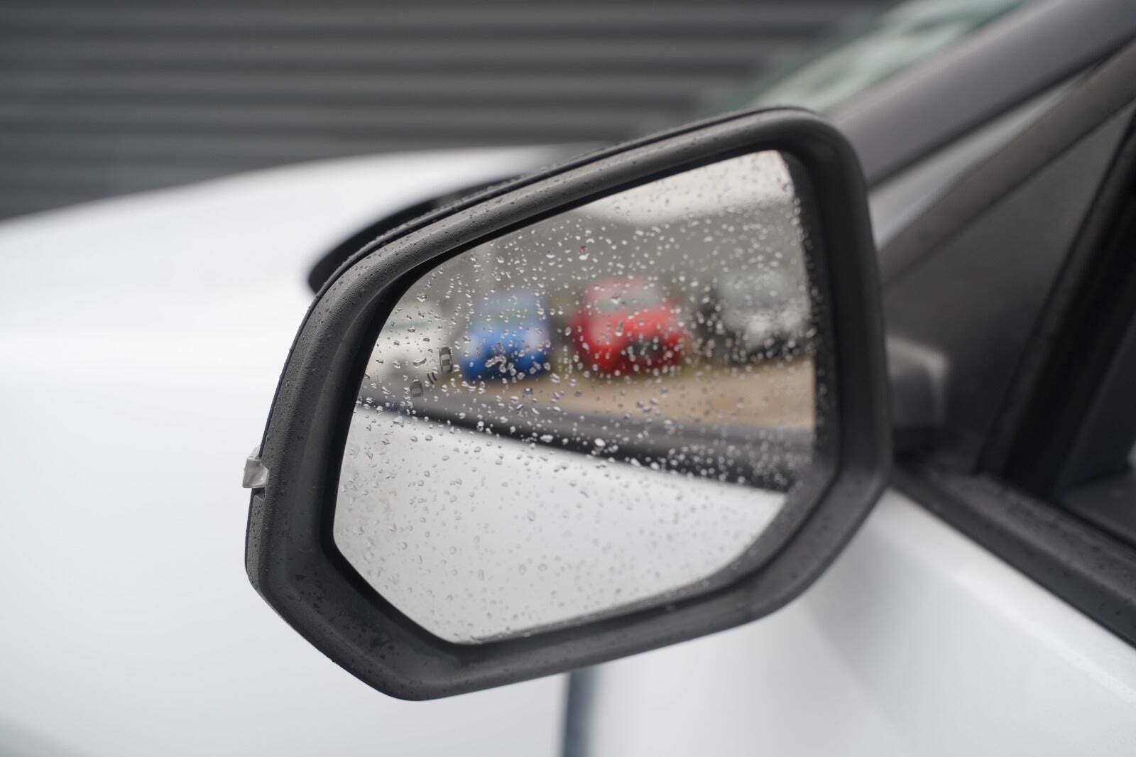 Hvid Ford Explorer fra 2024