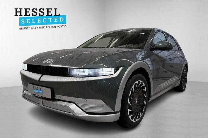 Blå Hyundai Ioniq 5 fra 2022 set udefra