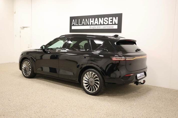 Sort Voyah Free fra 2024