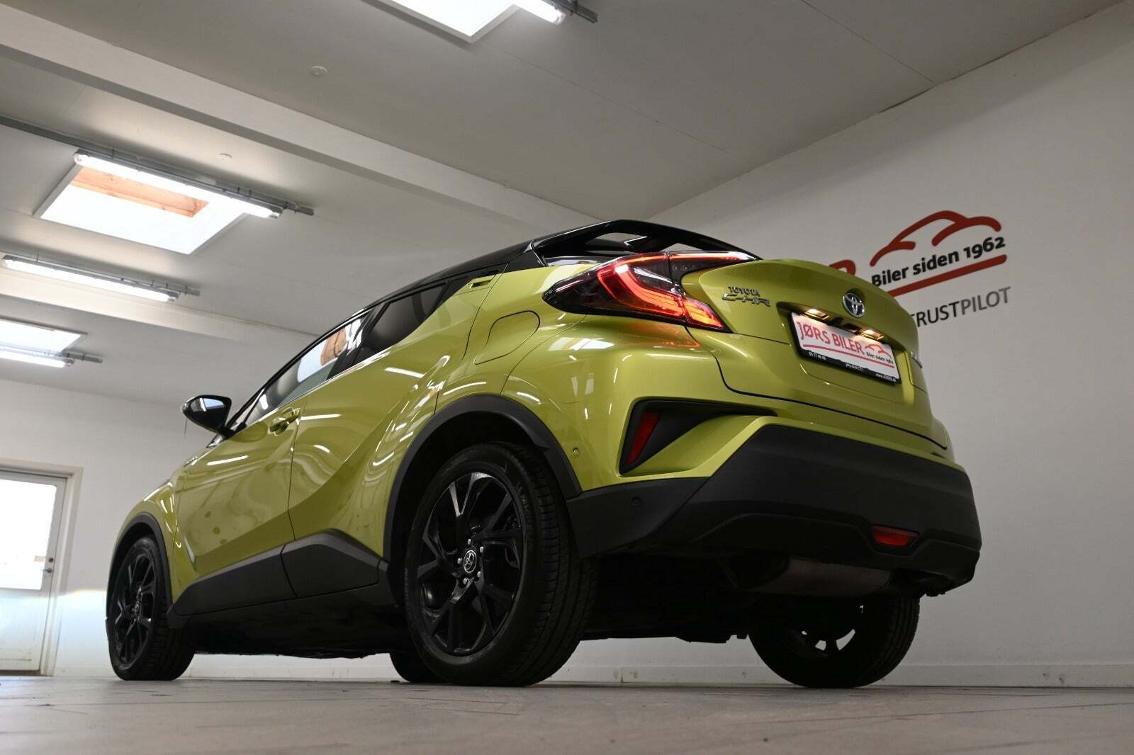 Toyota C-HR 1,8 Hybrid C-LOUD CVT