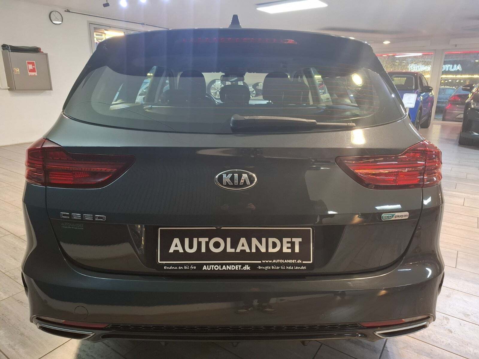 Kia Ceed 1,6 PHEV Prestige SW DCT