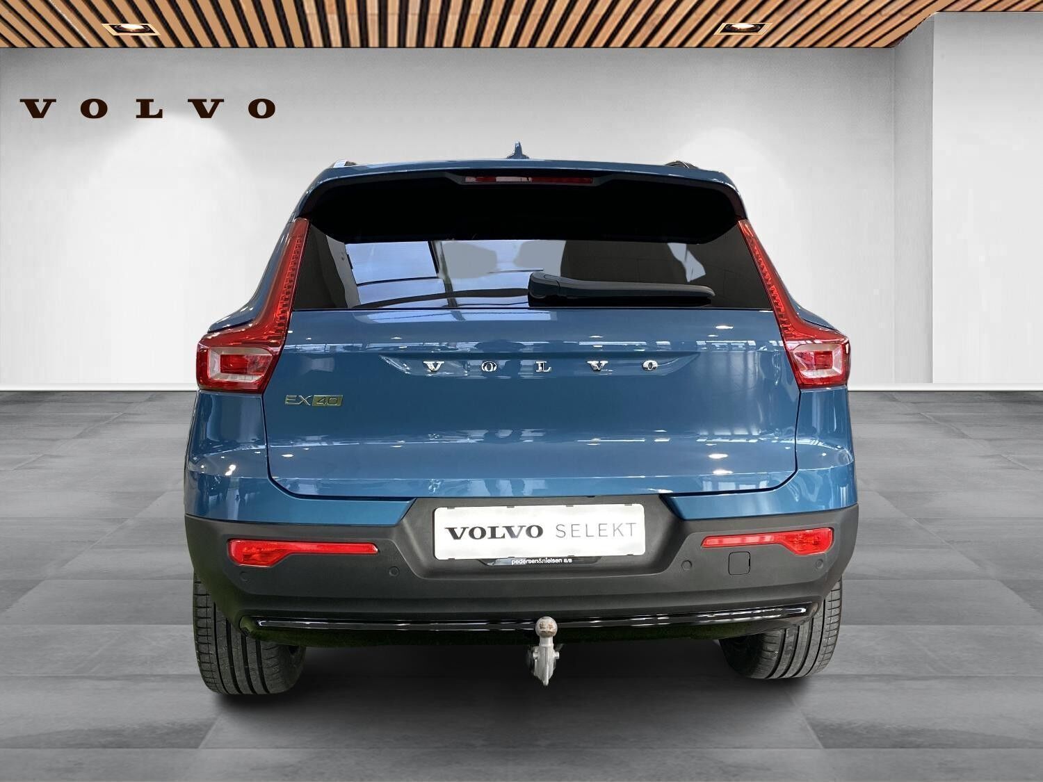 Volvo EX40 Single Motor Extended Range Plus 252HK 5d Aut.