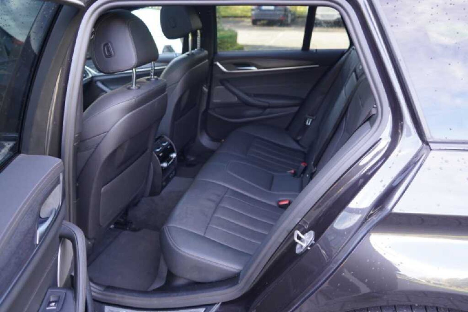 BMW 530e 2,0 Touring Plugin-hybrid M-Sport XDrive Steptronic 293HK Stc 8g Aut.