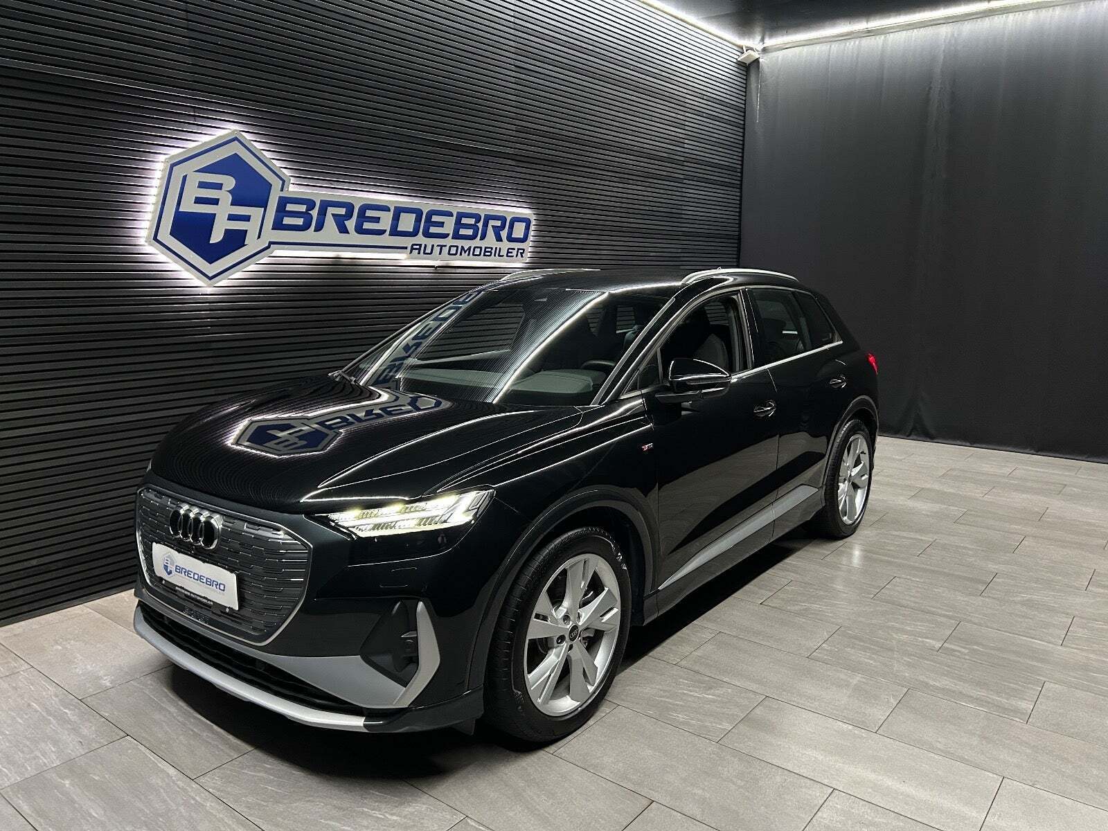 Audi Q4 e-tron 45 S-line