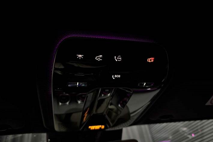 Sort Mercedes GLC300 e fra 2023