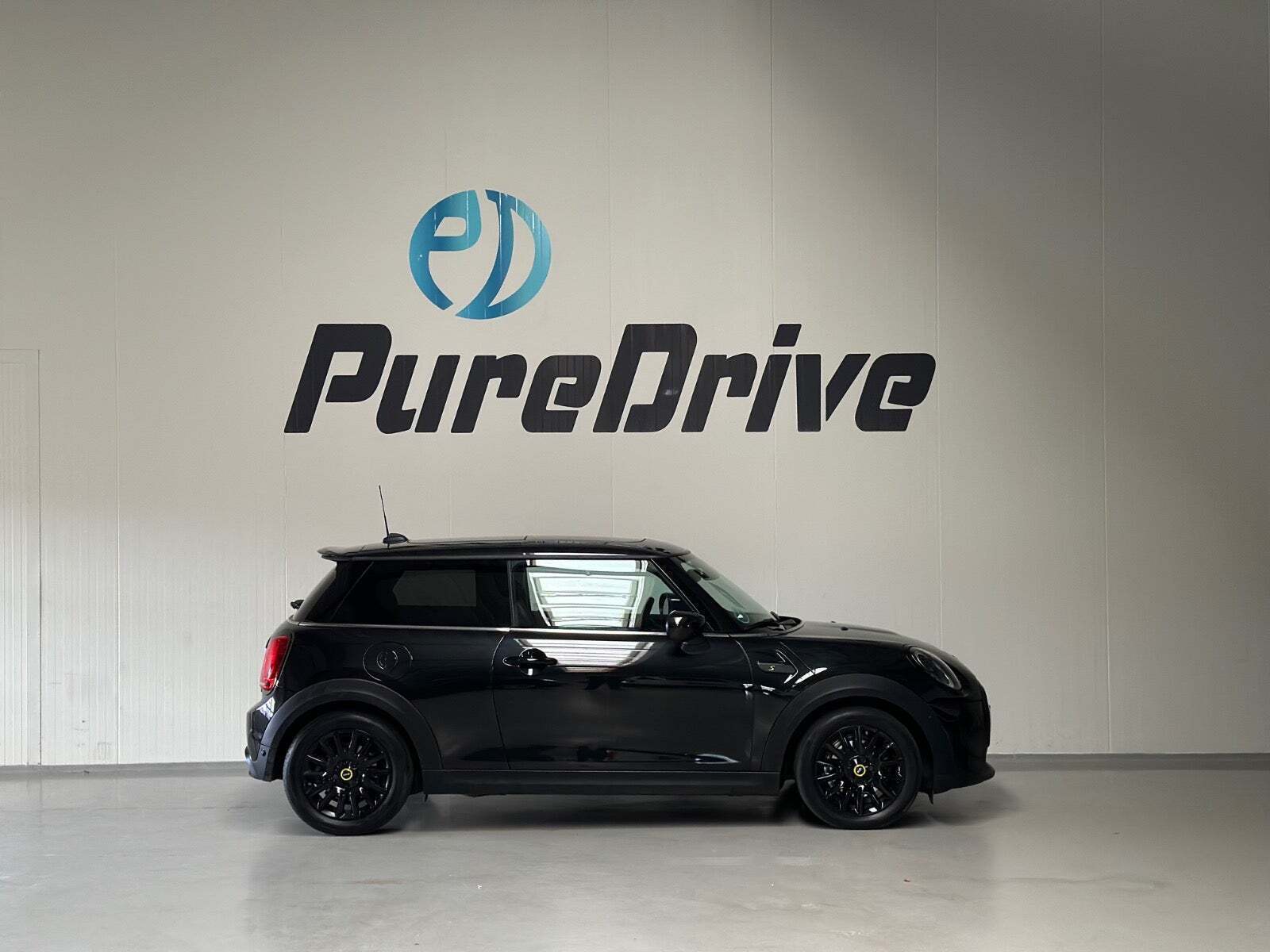 Mini Cooper SE Classic Trim