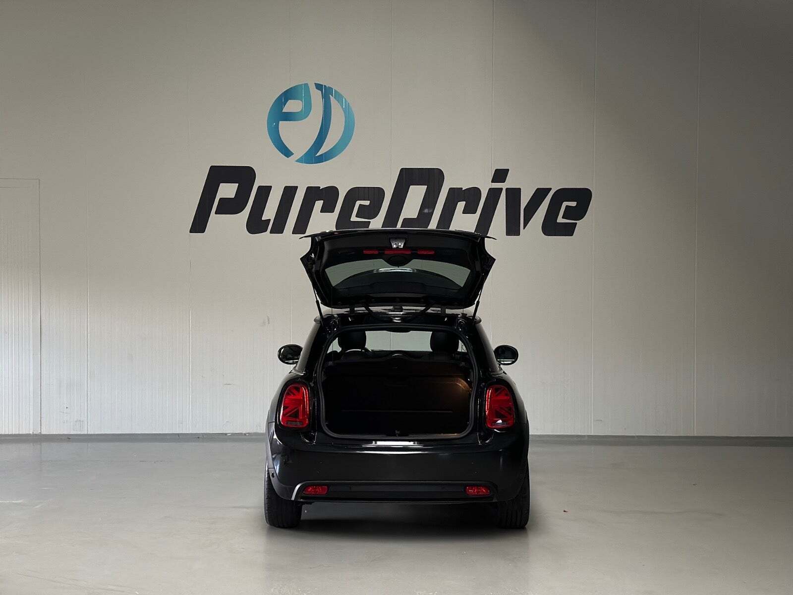 Mini Cooper SE Classic Trim