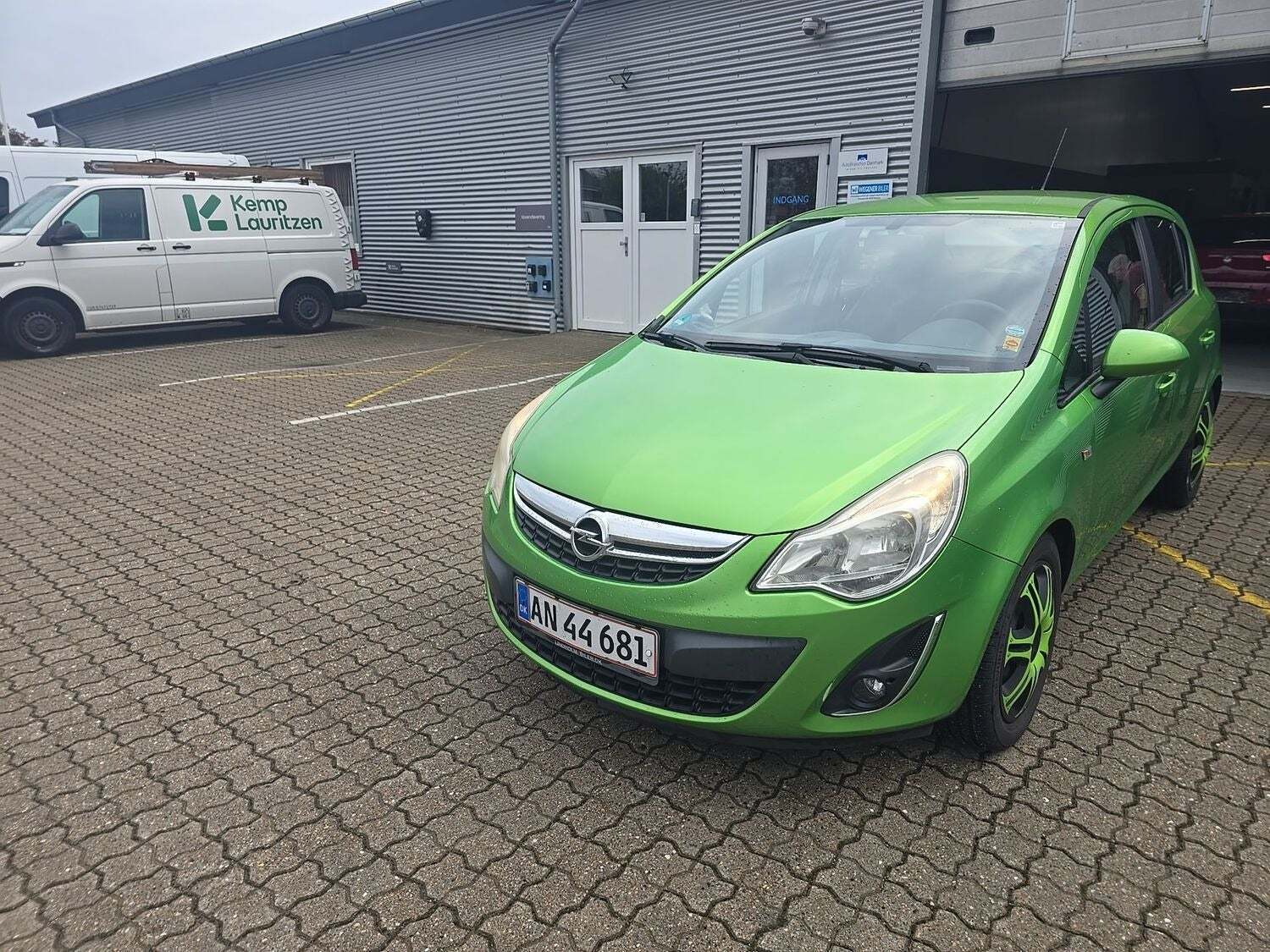 Opel Corsa 1,2 16V Cosmo