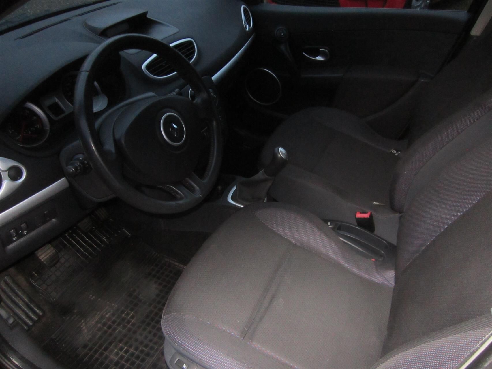 Renault Clio 1,6 Dynamique 110HK 5d