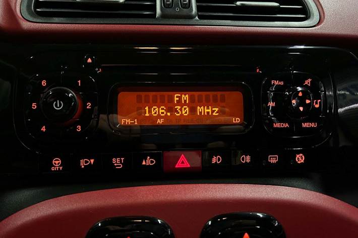 Hvid Fiat Panda fra 2012