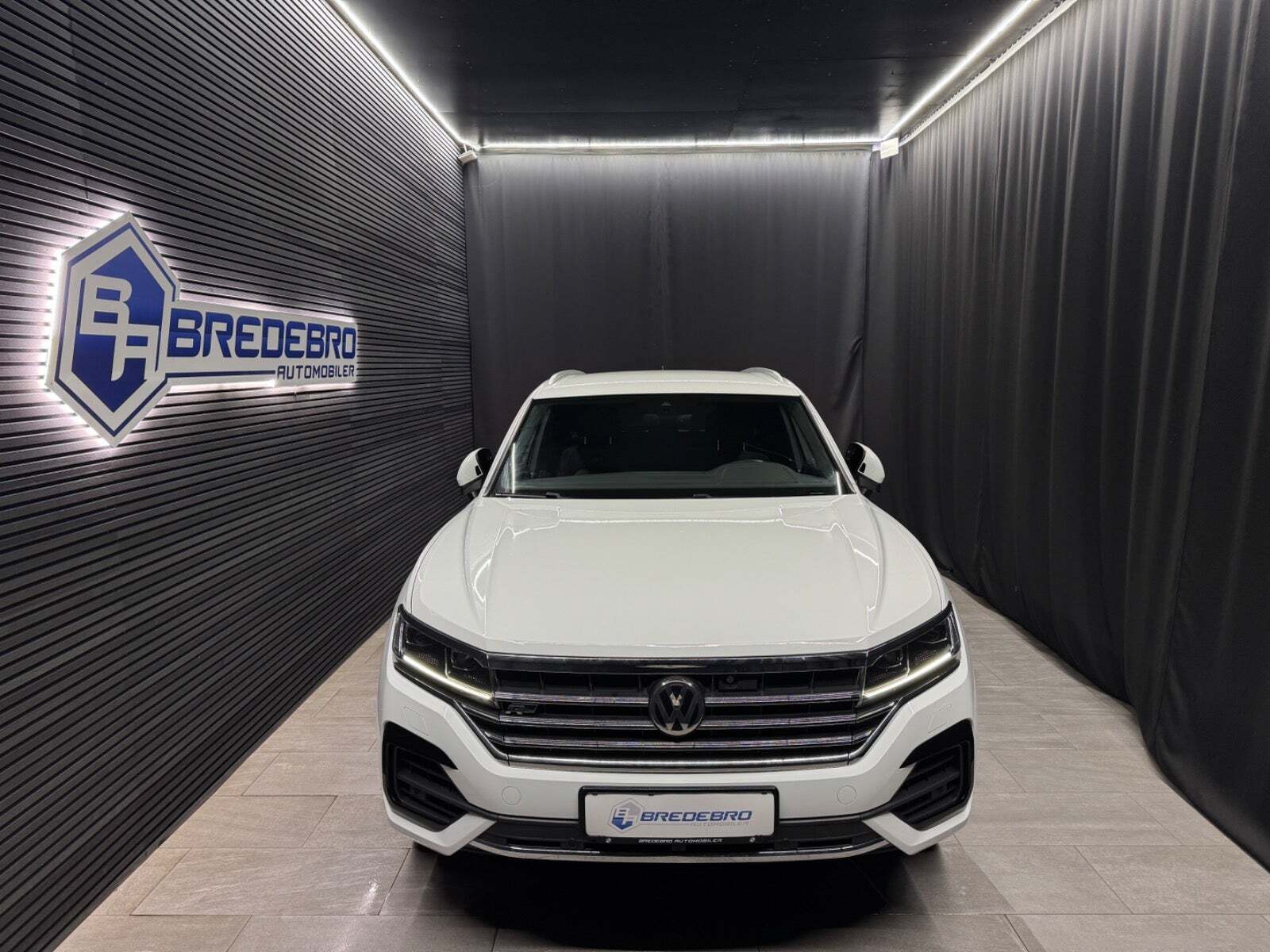 VW Touareg 3,0 TSi 340 R-line aut. 4Motion