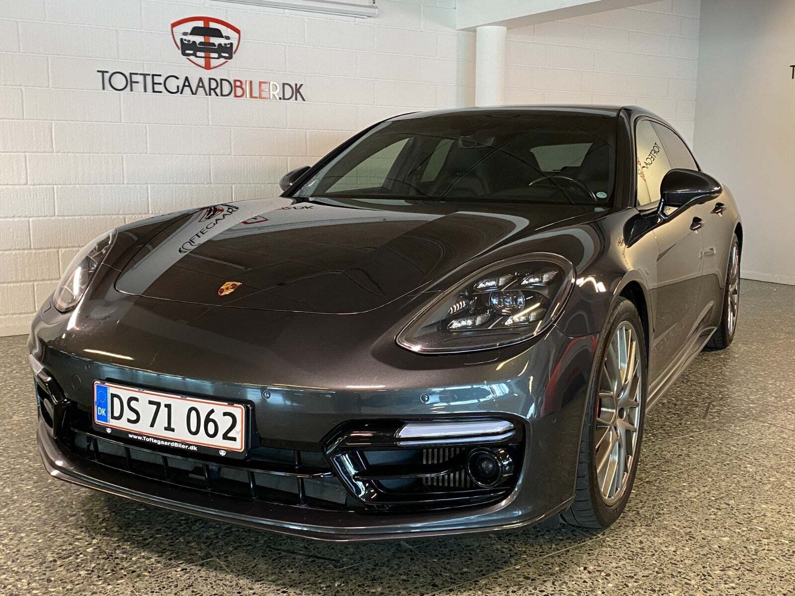 undefined Porsche Panamera GTS fra 2019