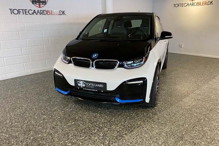 undefined BMW i3s fra 2022 set udefra