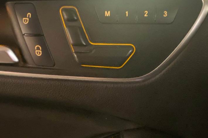 Sort Mercedes GLA250 fra 2015