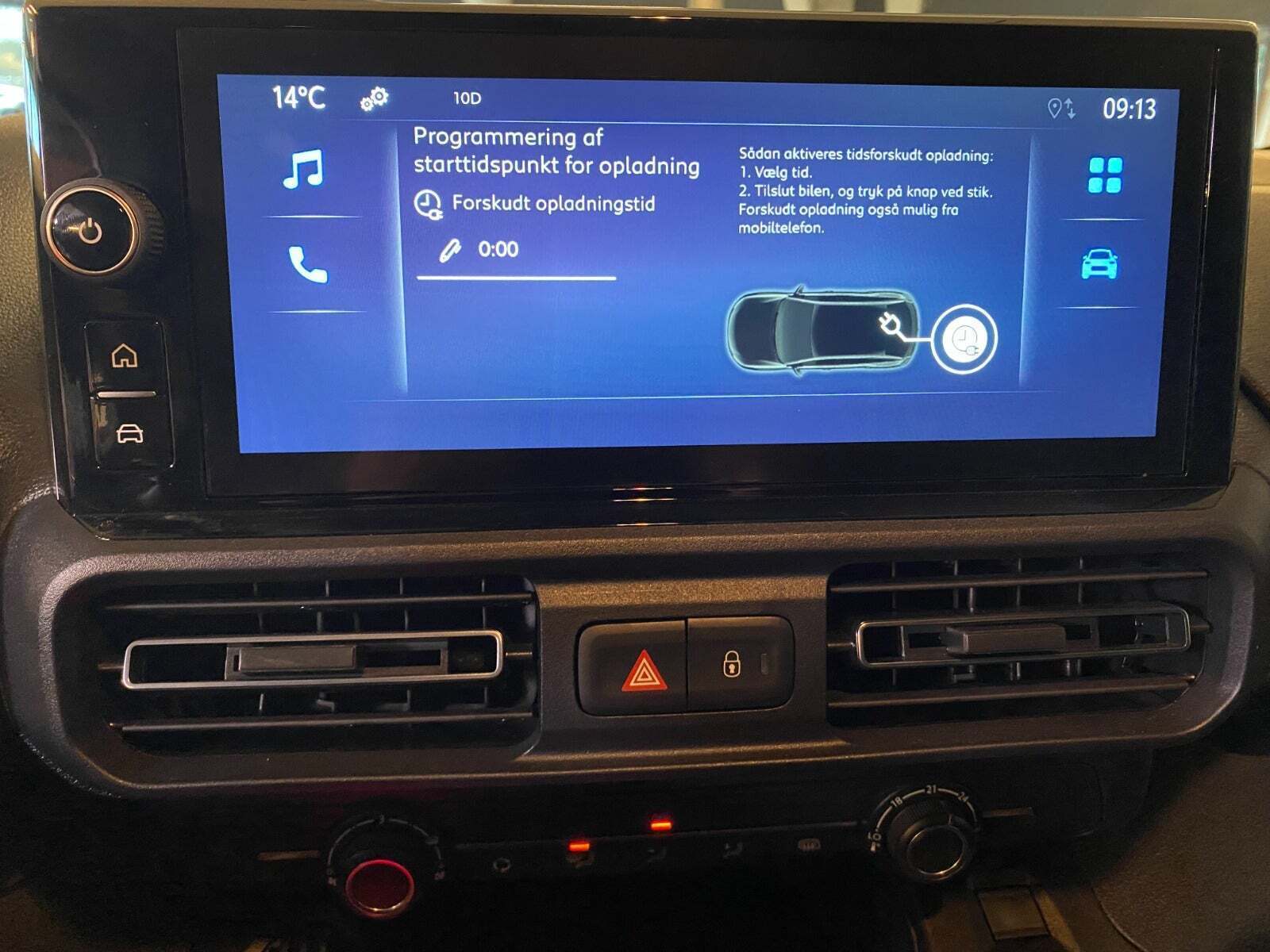 Hvid Toyota ProAce City fra 2025