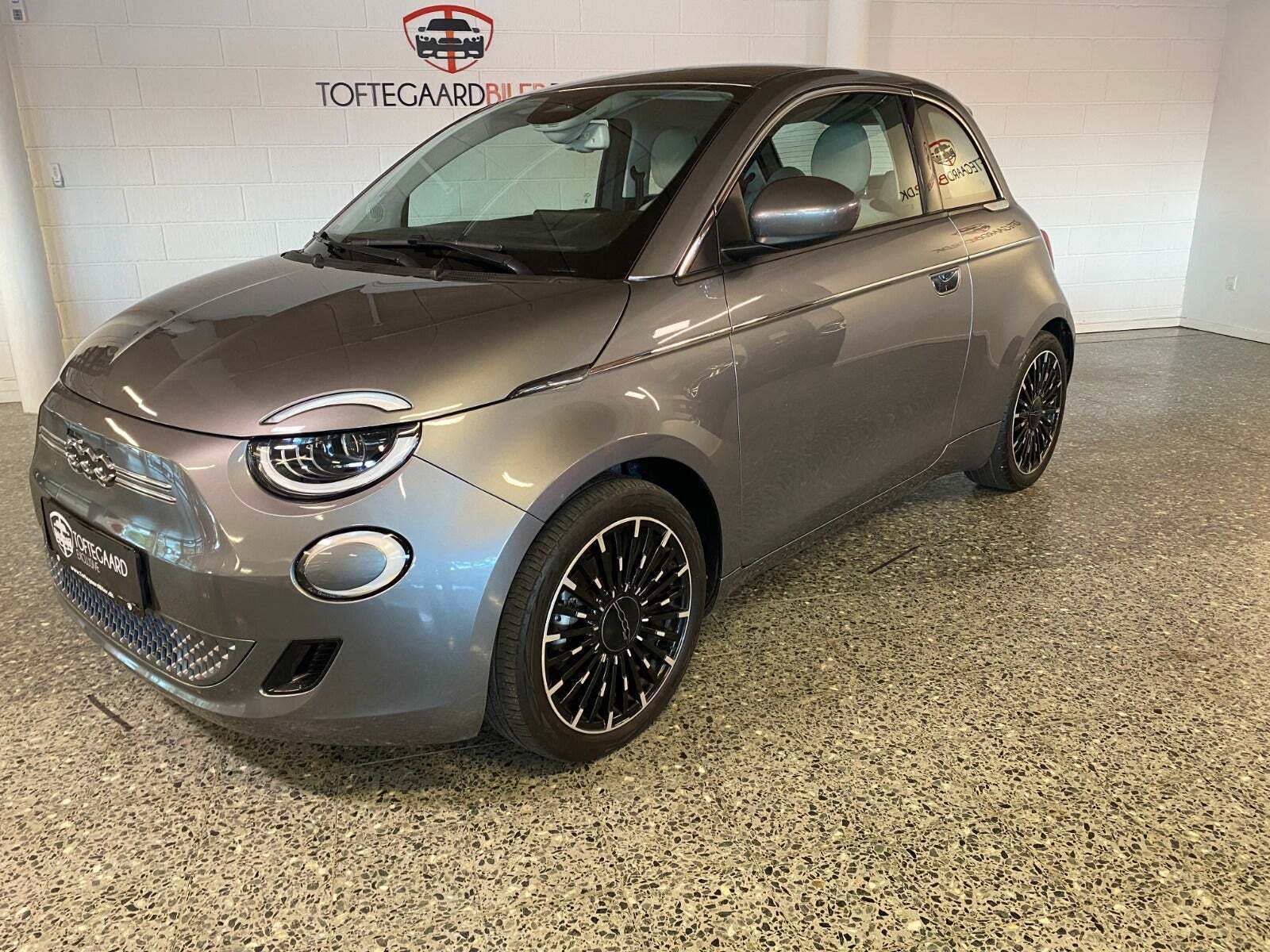 Fiat 500e 42 la Prima