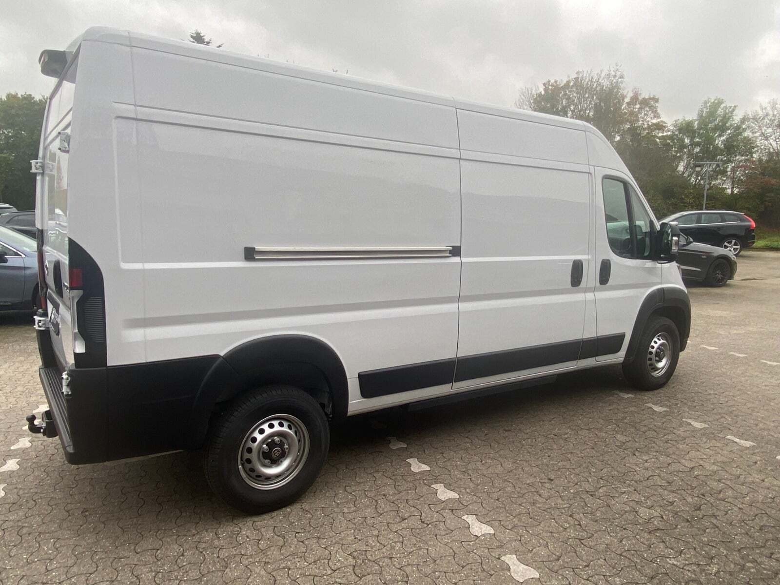 Toyota Proace Max 110 Comfort Master Kassevogn L3H2