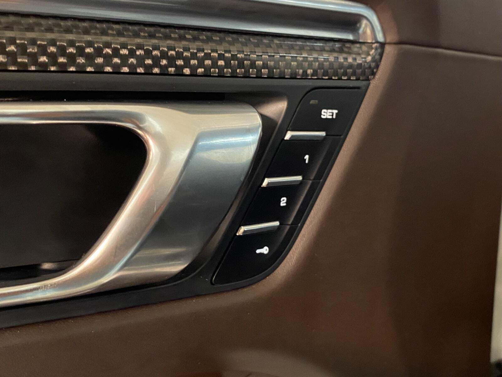 undefined Porsche Macan Turbo fra 2015