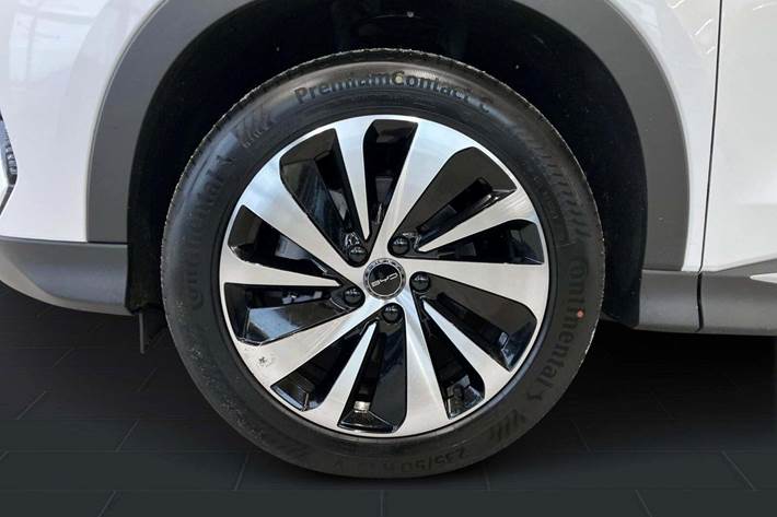 Hvid BYD Seal U fra 2024 set udefra