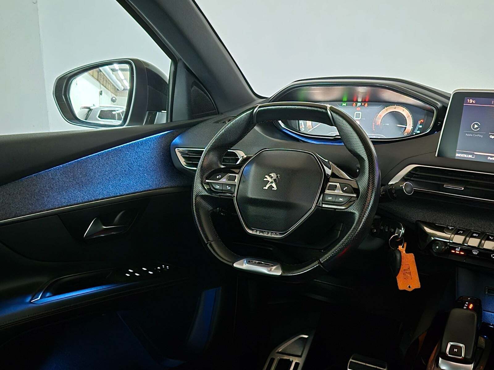 Hvid Peugeot 3008 fra 2018