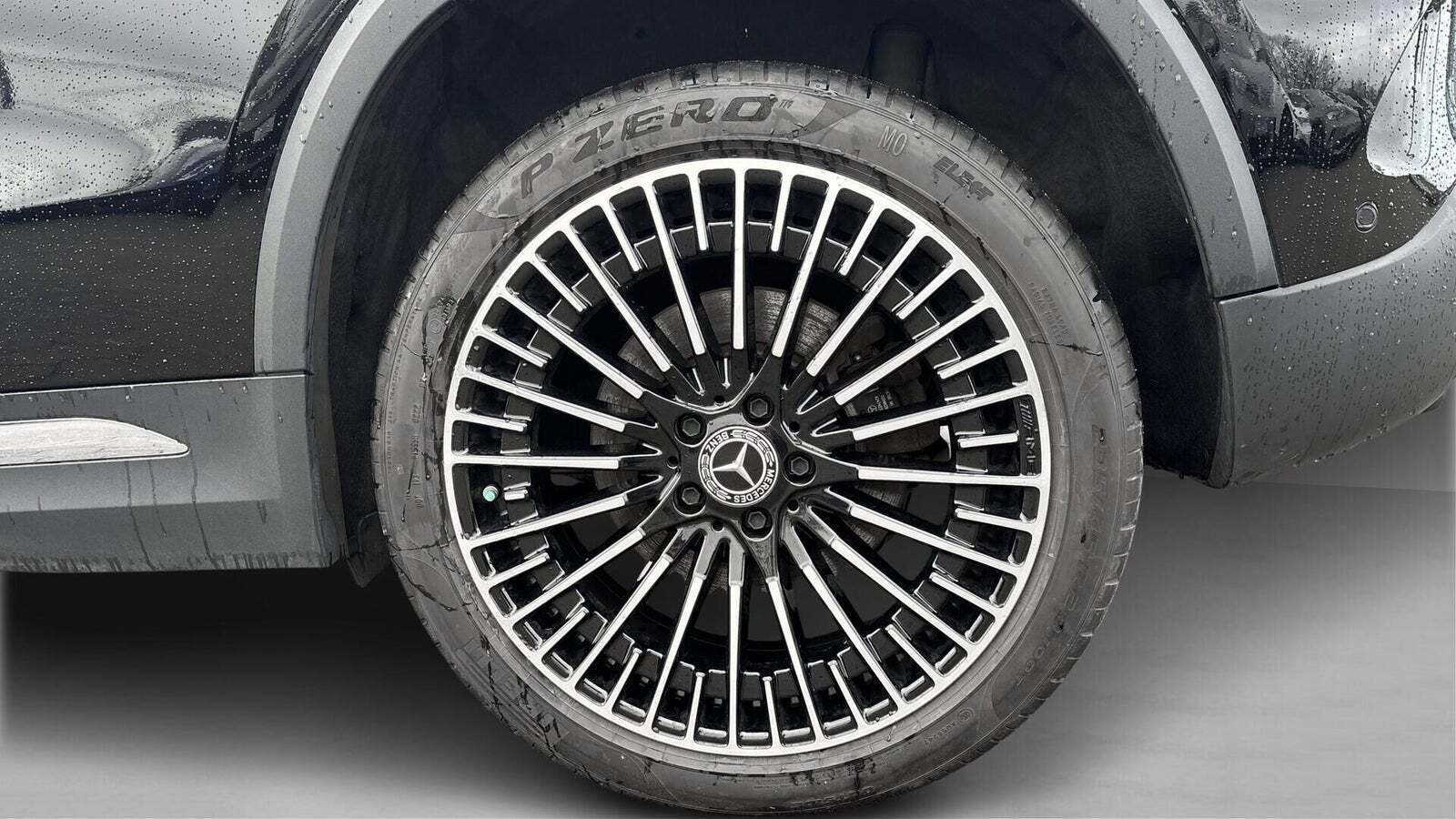 Sort Mercedes EQA250+ fra 2022