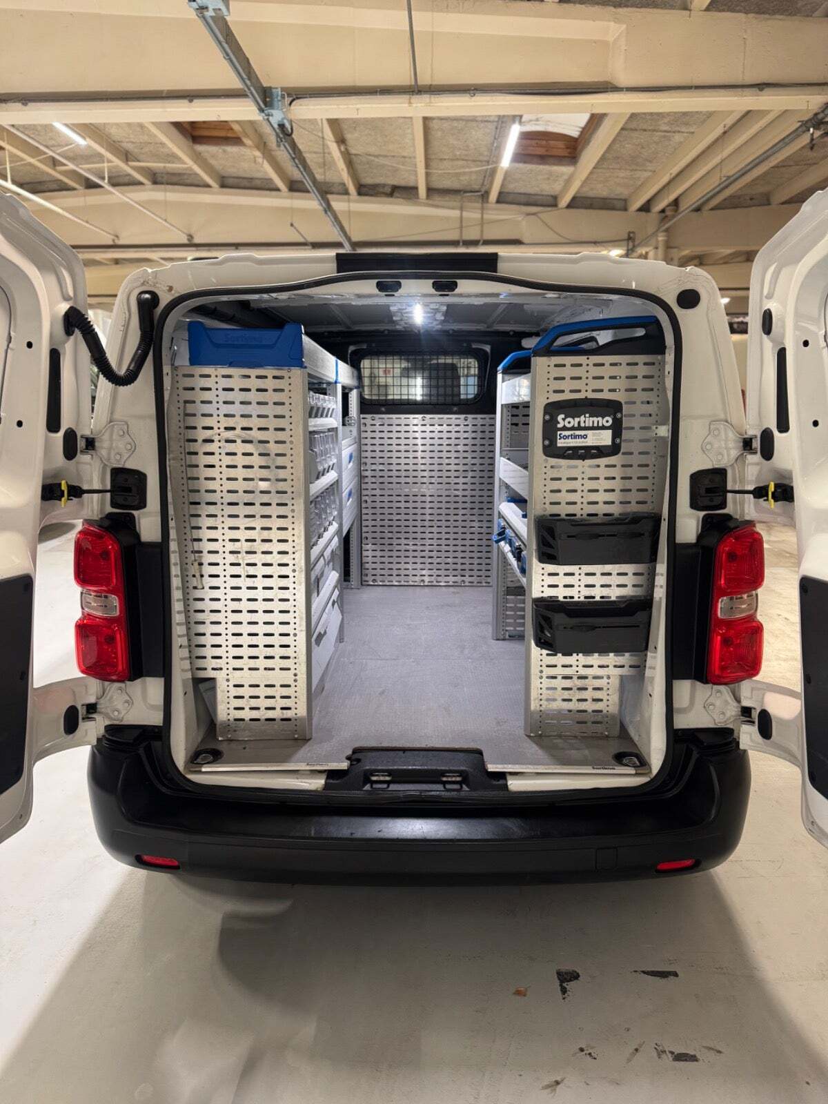 Peugeot Expert 1,5 BlueHDi 102 L2 Plus Van