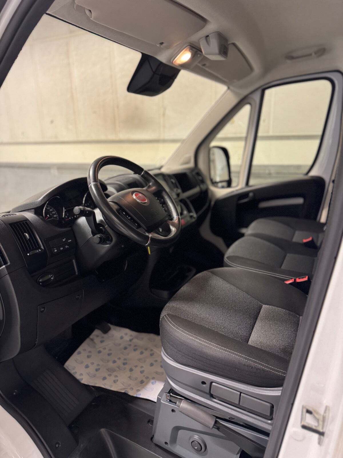 Fiat Ducato 33 2,2 MJT 160 Kassevogn L2H2 Pro+ aut.