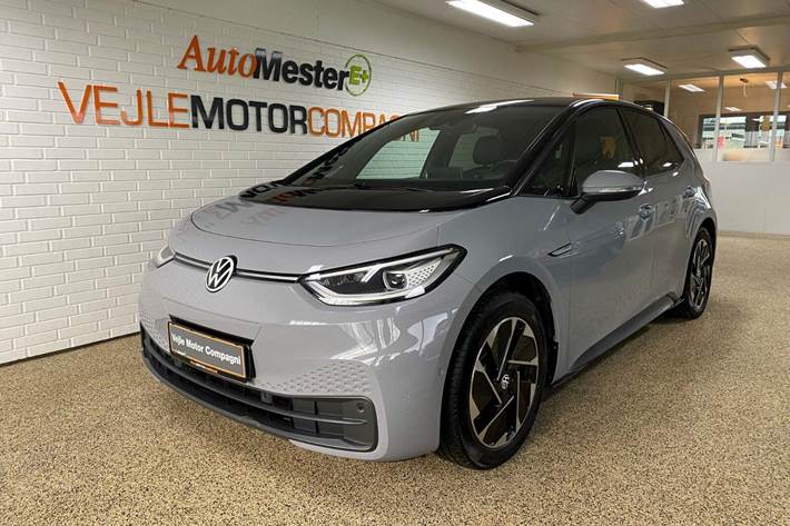 Grå VW ID.3 fra 2022 set udefra