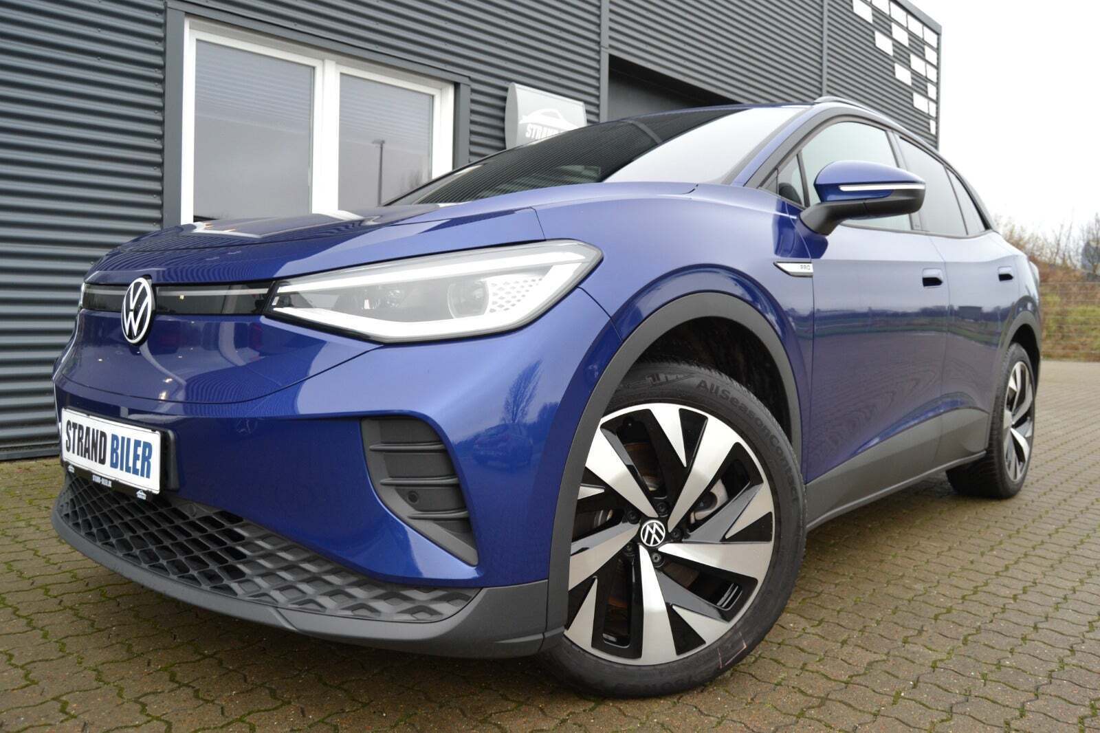 Blå VW ID.4 fra 2023