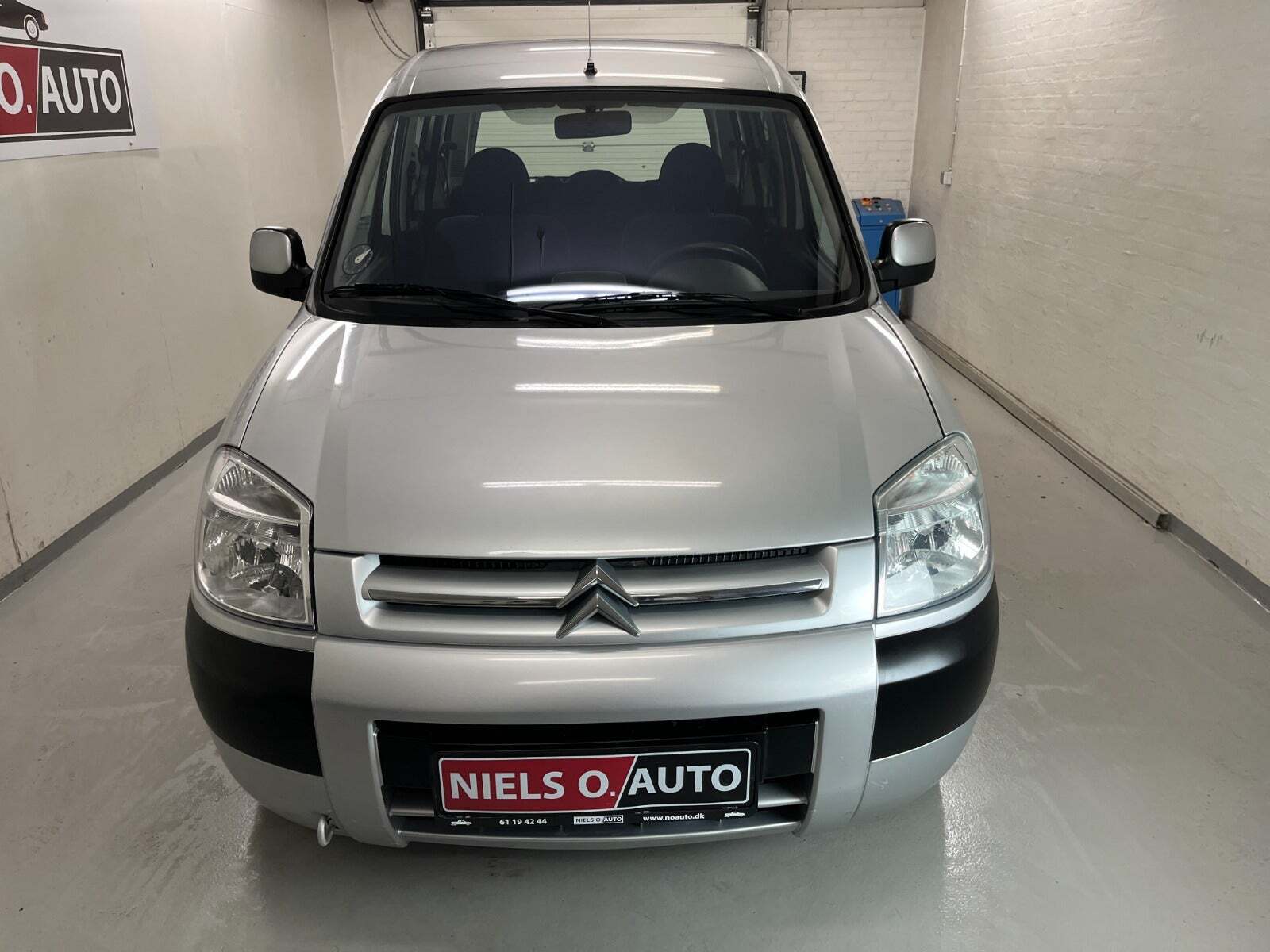 Sølv Citroën Berlingo fra 2003